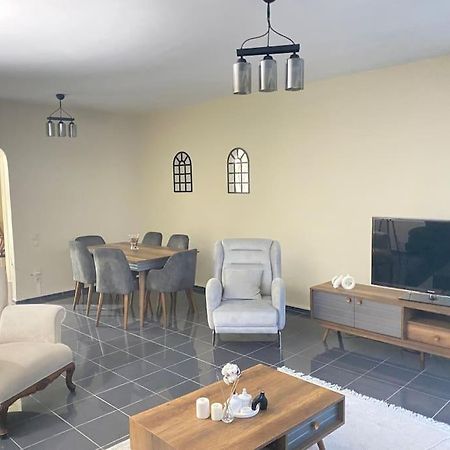 Ferienwohnung Comfy - Spacious Flat On The Kadikoey Seaside Istanbul Exterior foto